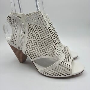Vince Camuto Emmbell Booties Women 8 White Good Laser Cut Woven Peep Toe Heel